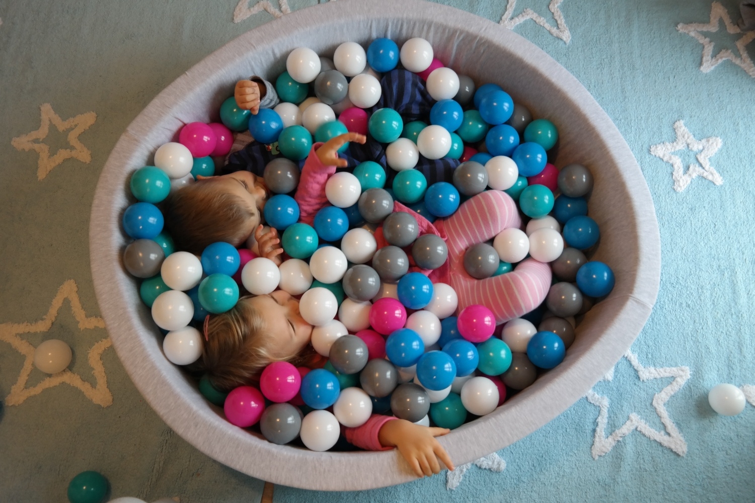 soft baby ball pit